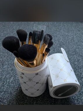 BH Cosmetics White and Gold Brush Set with Patterned Travel Holder